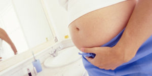 Недержание мочи первые признаки беременности